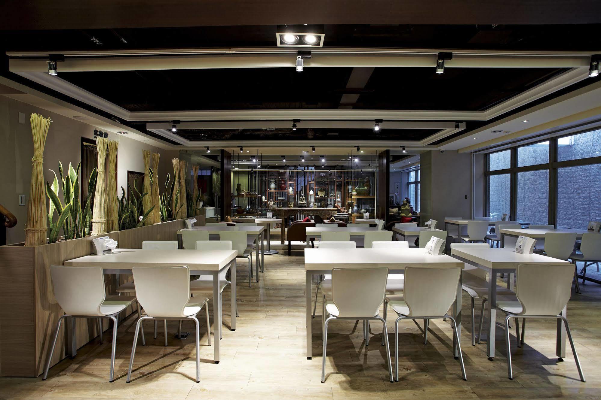 Micasa Hotel Tajcshung Kültér fotó