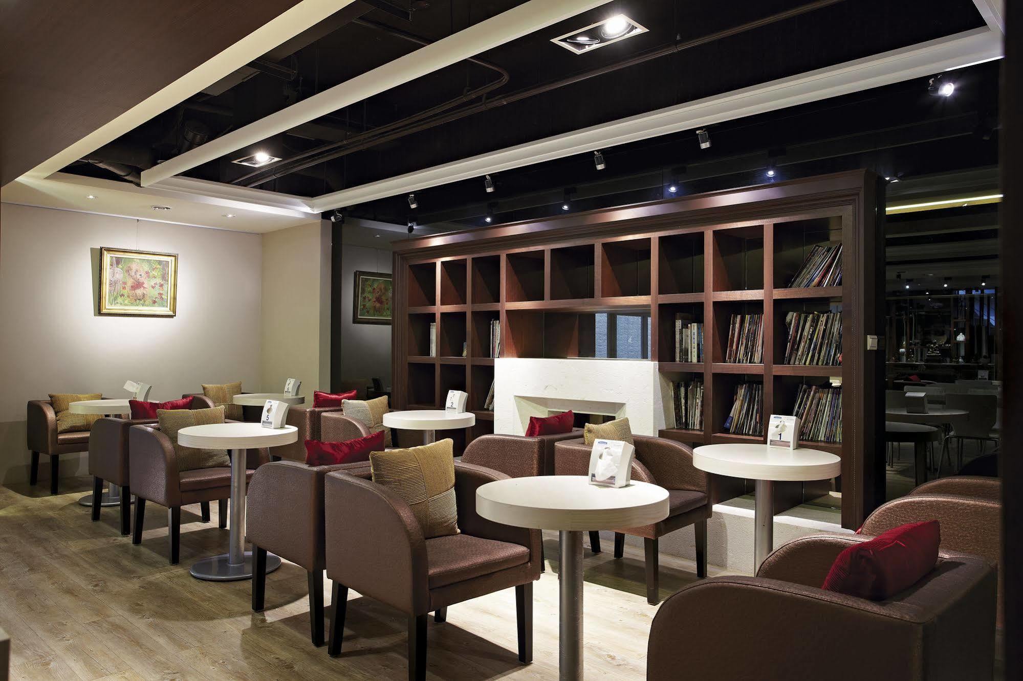Micasa Hotel Tajcshung Kültér fotó